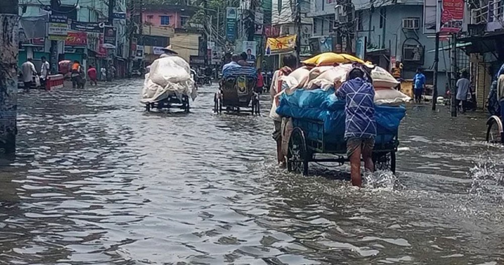 সিলেটে বন্যার পানি  ধীরে ধীরে কমতে পারে 